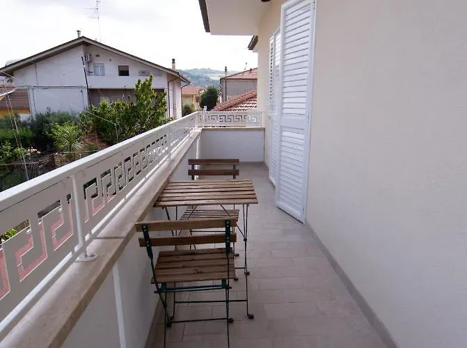 Aria Di Sale B&B 마르틴시쿠로